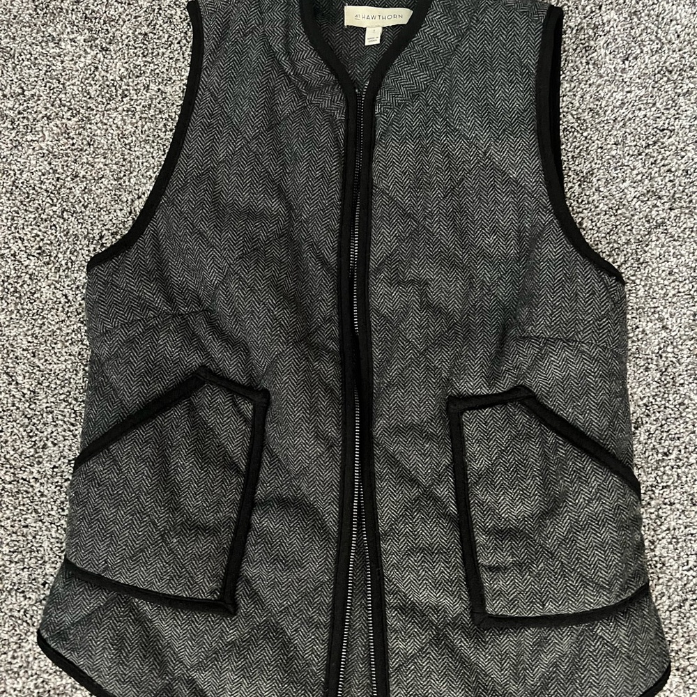 41 Hawthorn vest